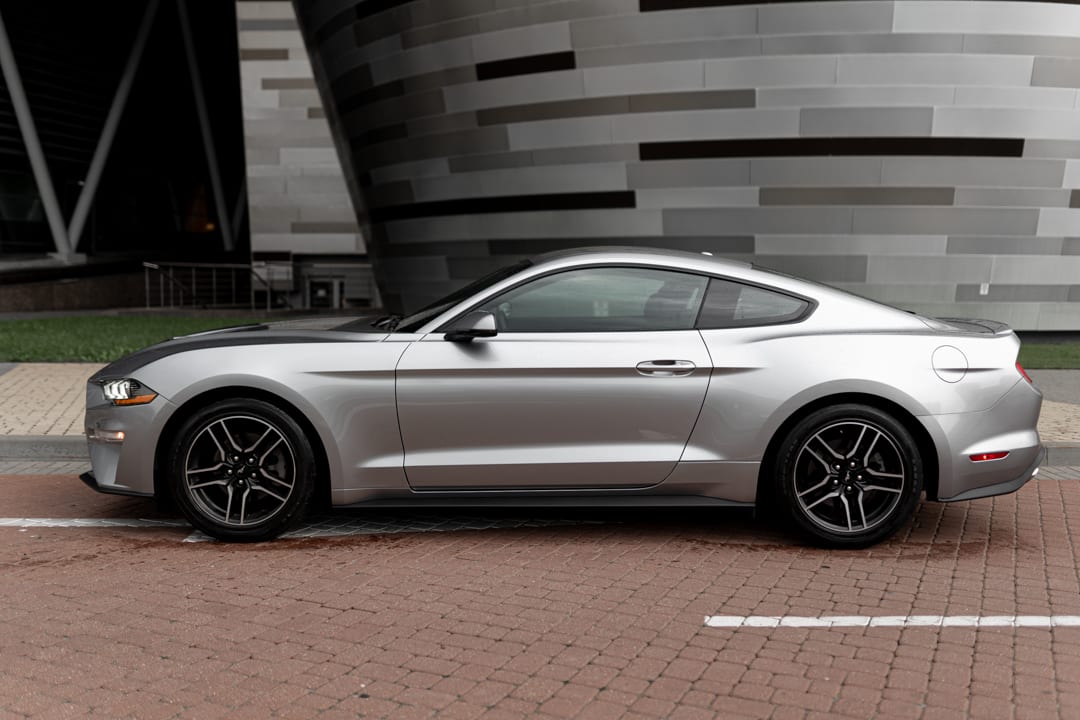 Ford Mustang Grey 2020 — фото 3