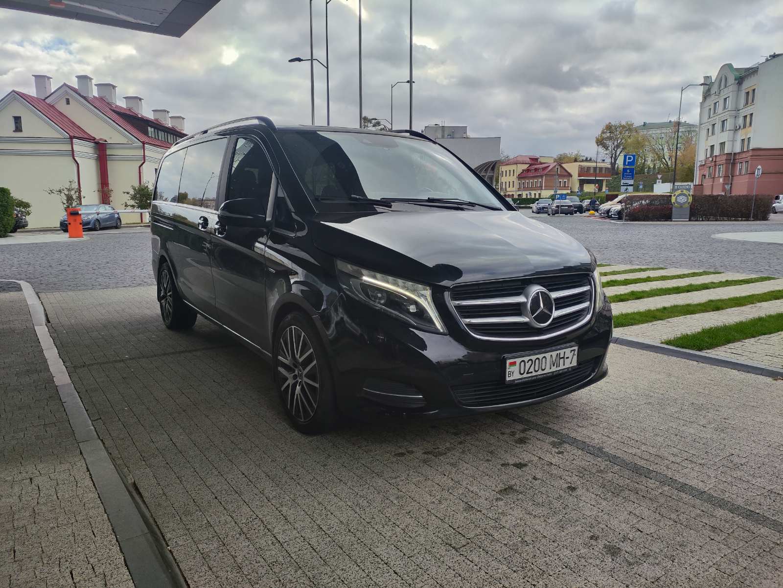 Mercedes-Benz V class VIP 2020 — фото 4