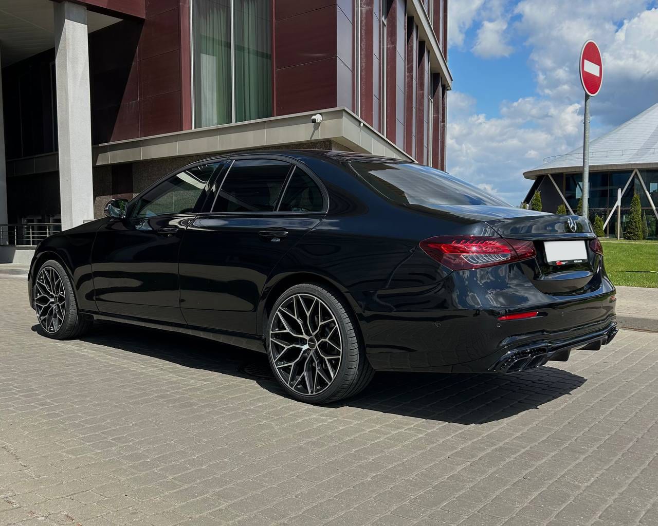 Mercedes-Benz E-Class W213 в аренду в Минске