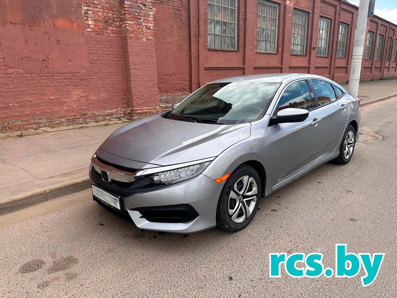 Honda Civic X 2018 — фото 2