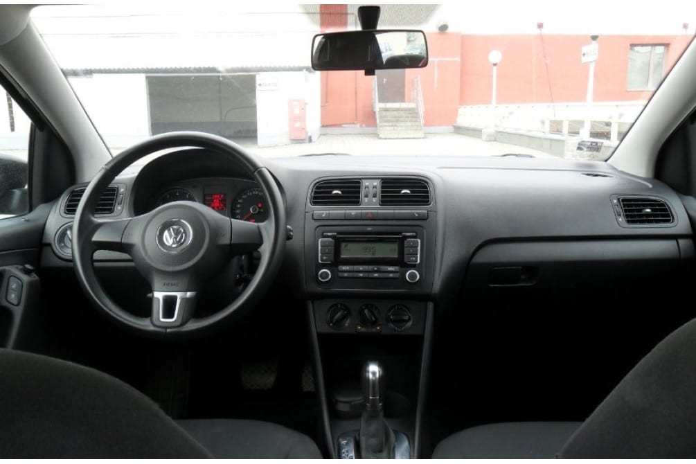 Volkswagen Polo 2012 года в аренду в Минске