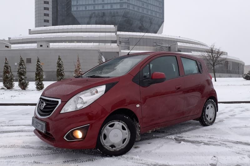 Chevrolet Spark (R2 Red) 2018 года в аренду в Минске