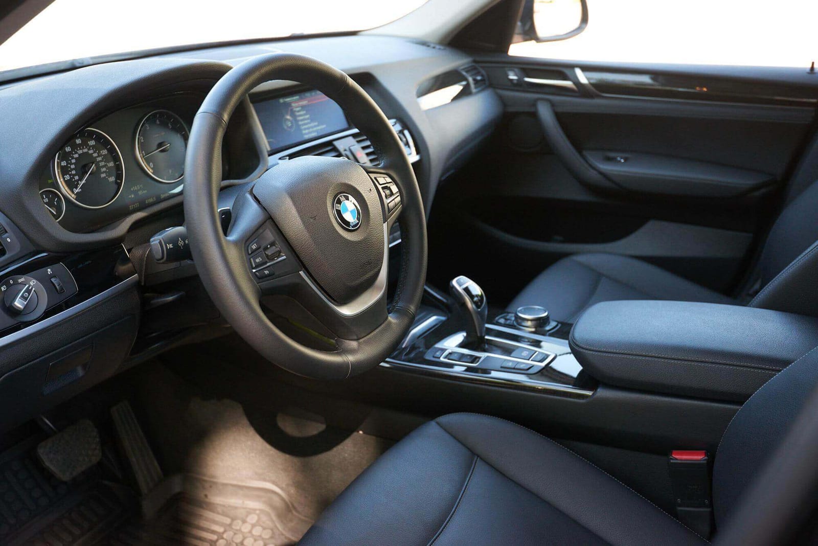 BMW X4 2024 года в аренду в Бресте