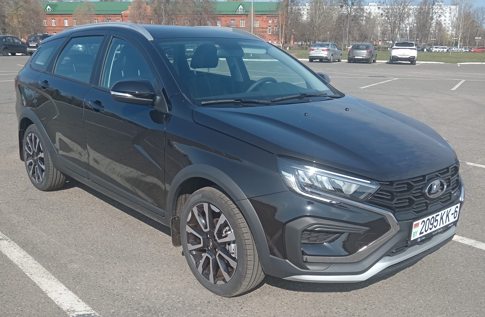 Lada Vesta SW Cross 2025 года в аренду в Бобруйске