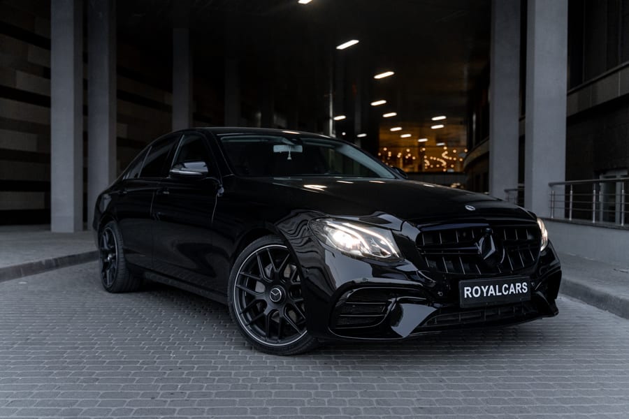 Mercedes-Benz E-Class AMG (W213) 2020 года в аренду в Минске