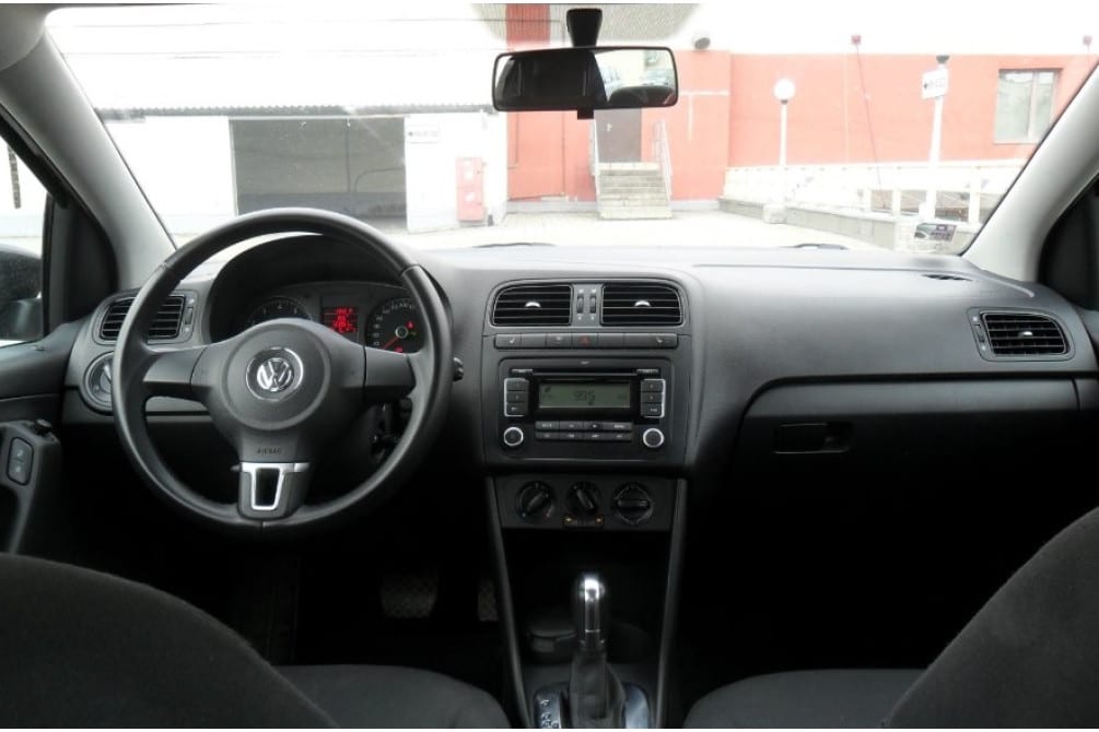 Volkswagen Polo 2012 года в аренду в Минске
