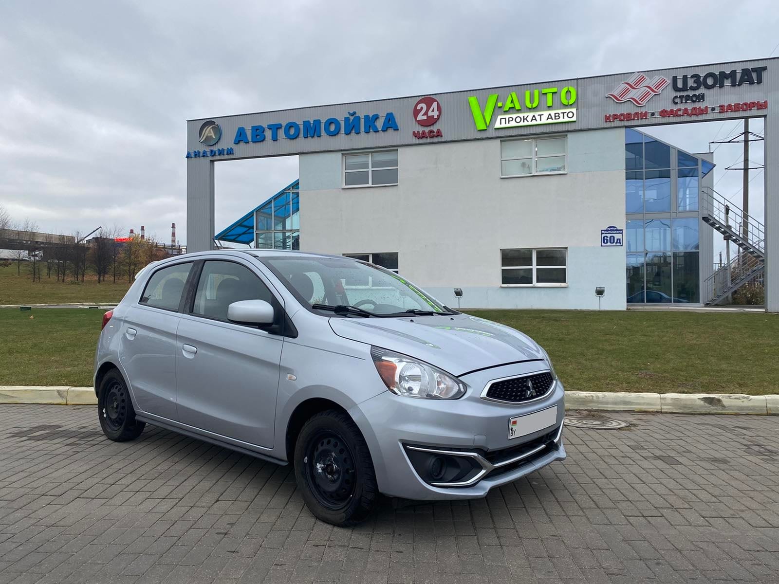 Mitsubishi Mirage 2018 — аренда от 95 Br/сутки