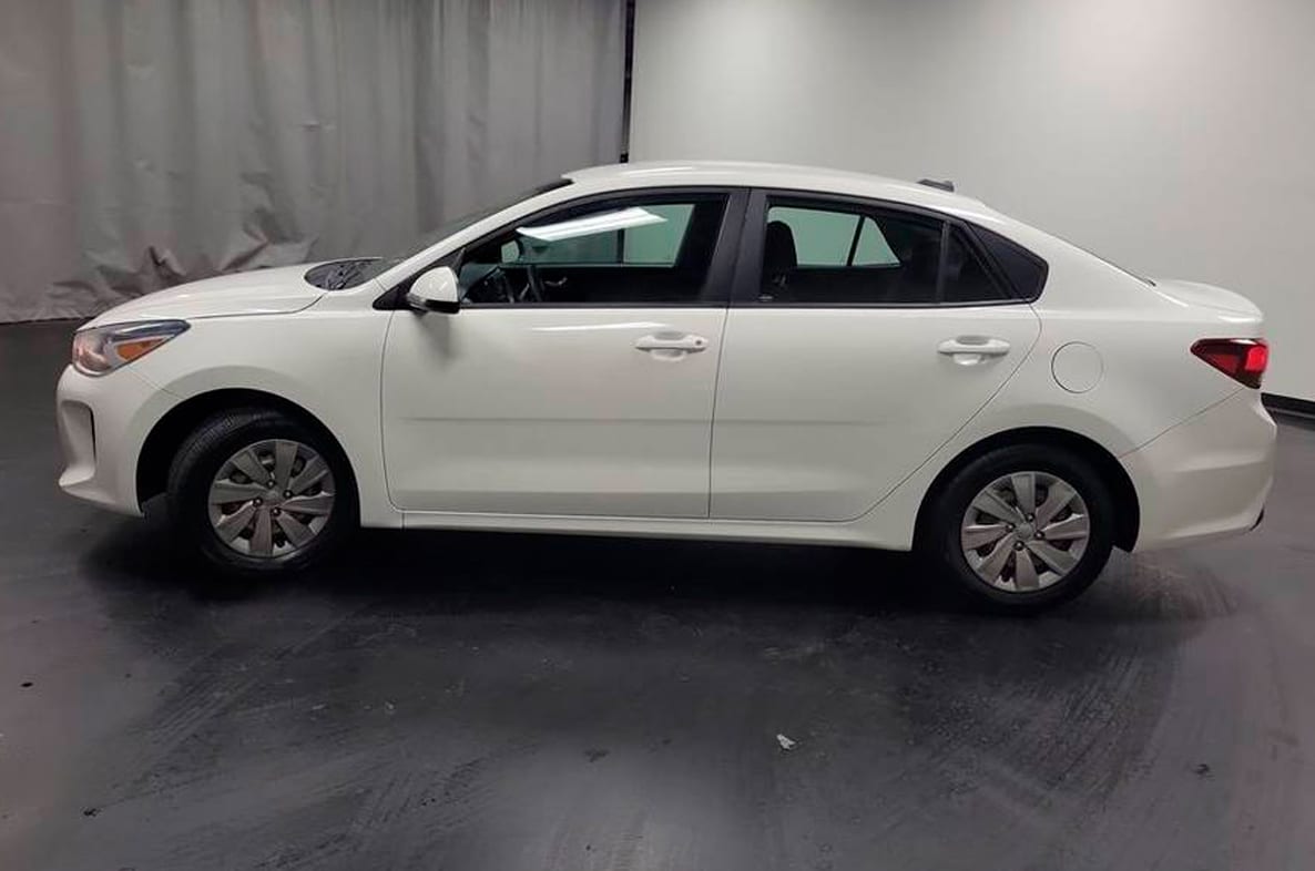 Kia Rio в аренду в Витебске