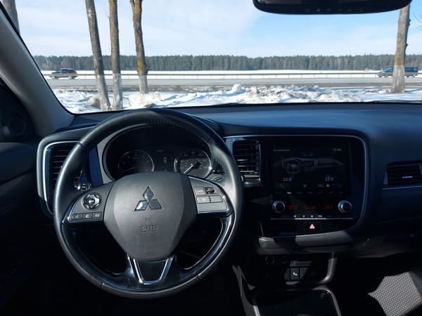 Mitsubishi Outlander в аренду в Минске