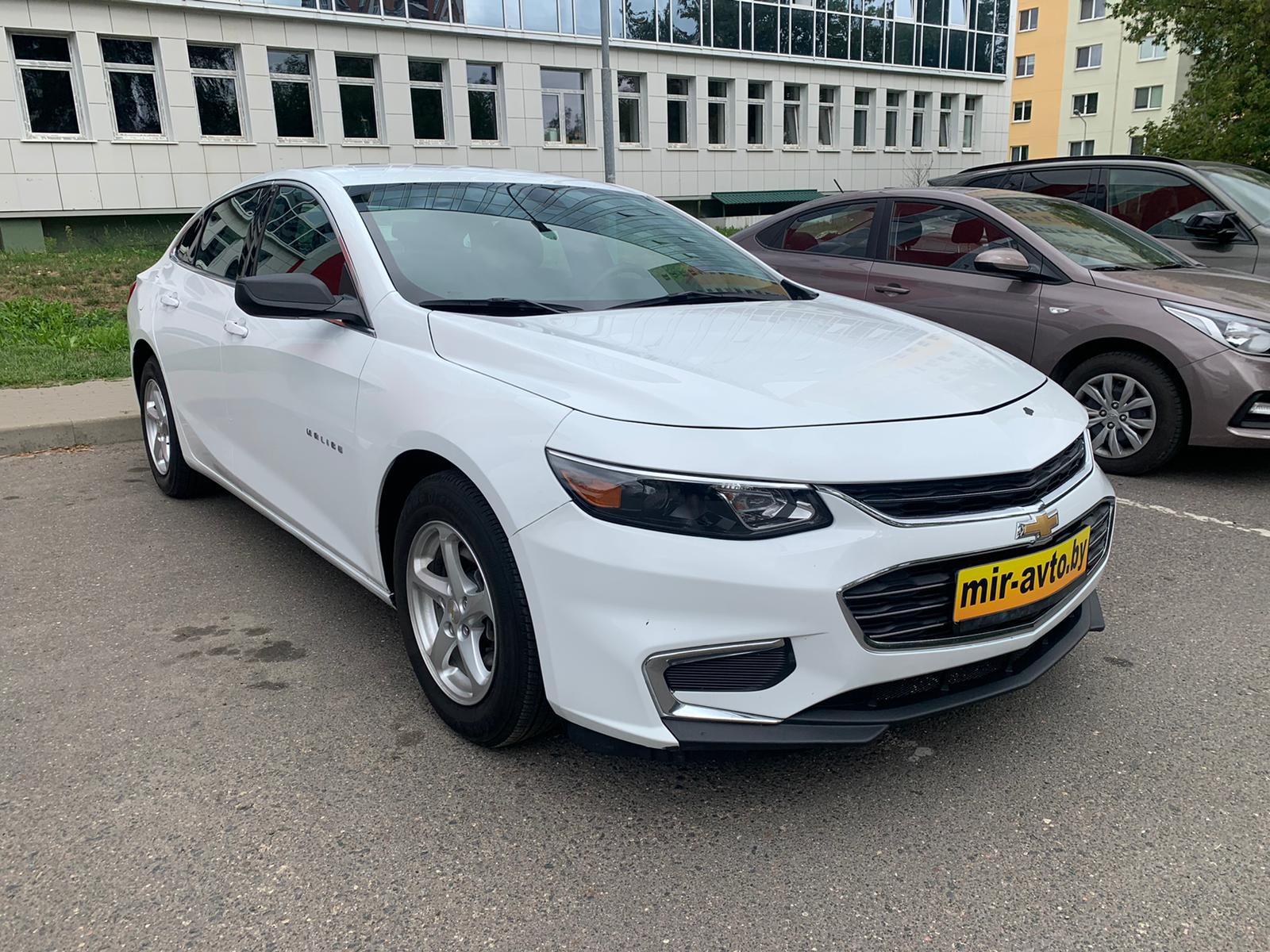 Chevrolet Malibu в аренду в Минске
