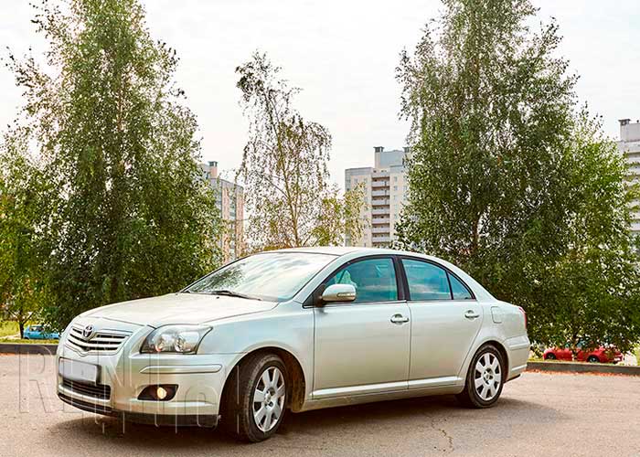 Toyota Avensis в аренду в Минске