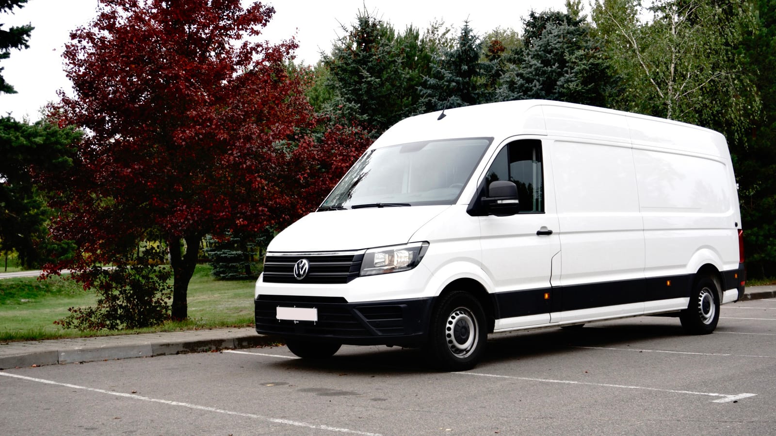Volkswagen Crafter 2017 — аренда от 280 Br/сутки