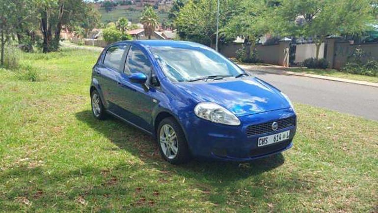 Fiat Grande Punto 2011 — аренда от 55 Br/сутки