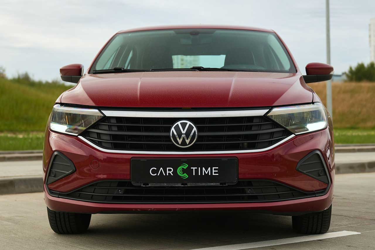 Volkswagen Polo Sedan Manual — фото 2