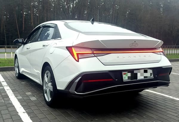Hyundai Elantra AT в аренду в Минске