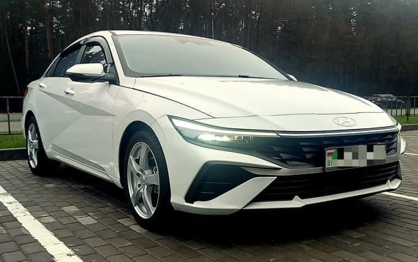 Hyundai Elantra AT в аренду в Минске