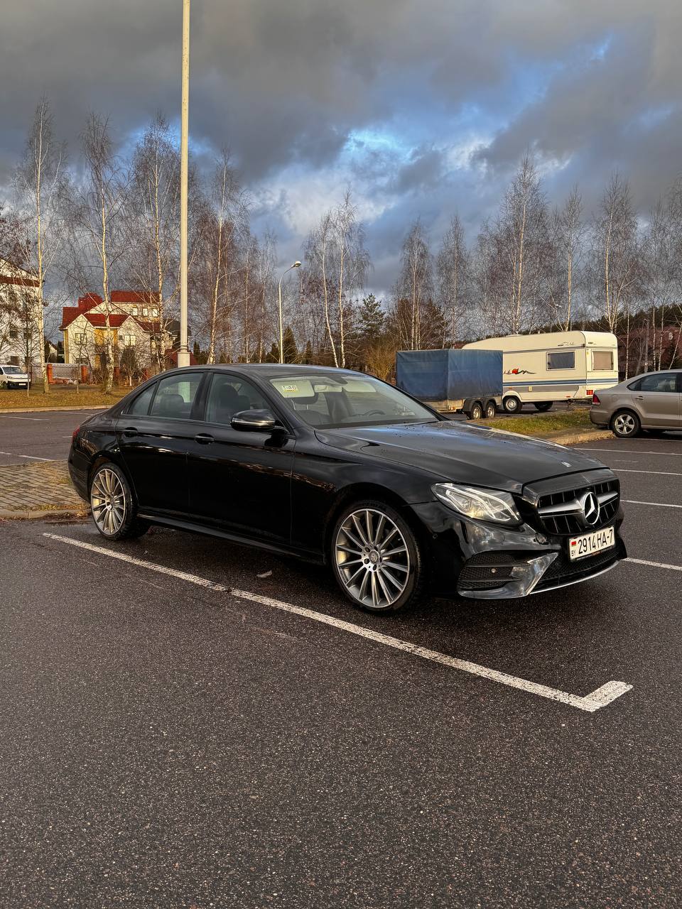 Mercedes-Benz E200 AMG (W213) 2020 — аренда от 352 Br/сутки