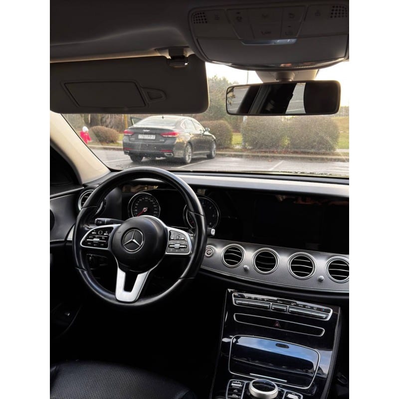 Mercedes-Benz E200 AMG (W213) 2020 года в аренду в Минске