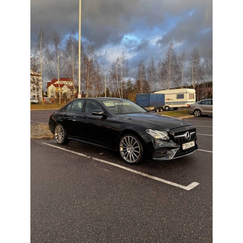 Mercedes-Benz E200 AMG (W213) 2020 года в аренду в Минске