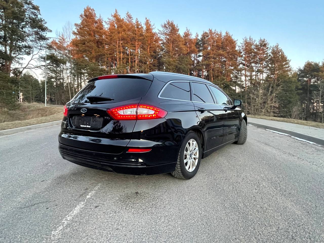Ford Mondeo Wagon 2017 — фото 4