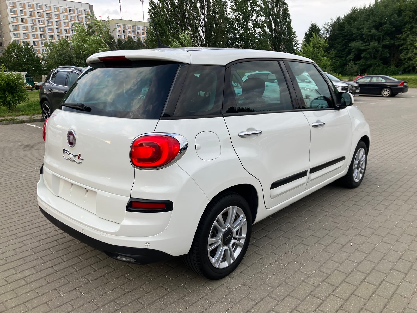 Fiat 500 L в аренду в Минске
