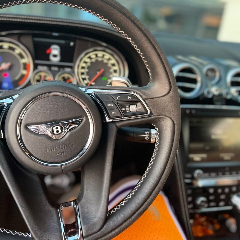 Bentley Continental GT 2017 года в аренду в Минске
