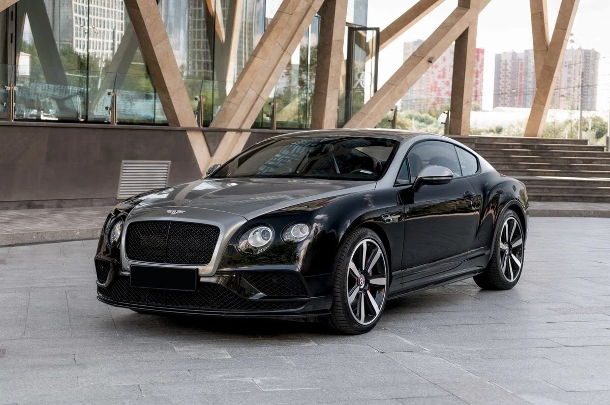 Bentley Continental GT 2017 года в аренду в Минске