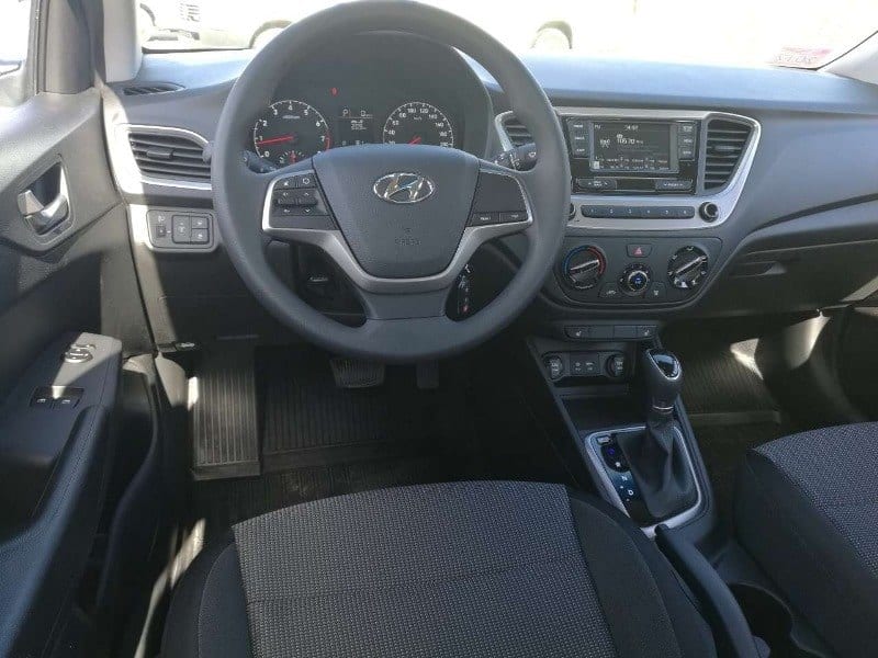 Hyundai Solaris II AT в аренду в Минске