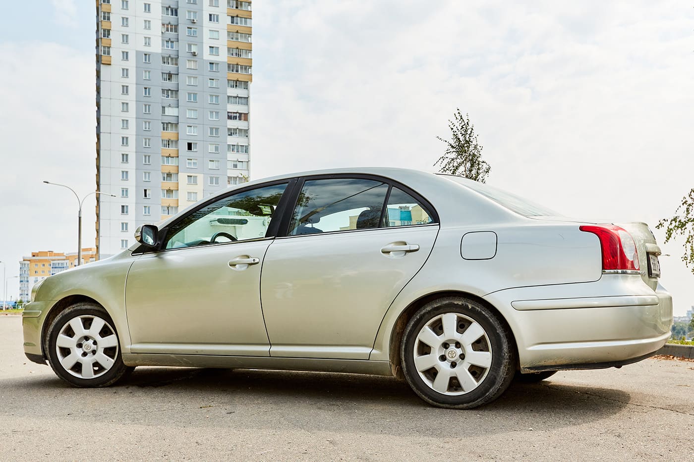 Toyota Avensis в аренду в Минске