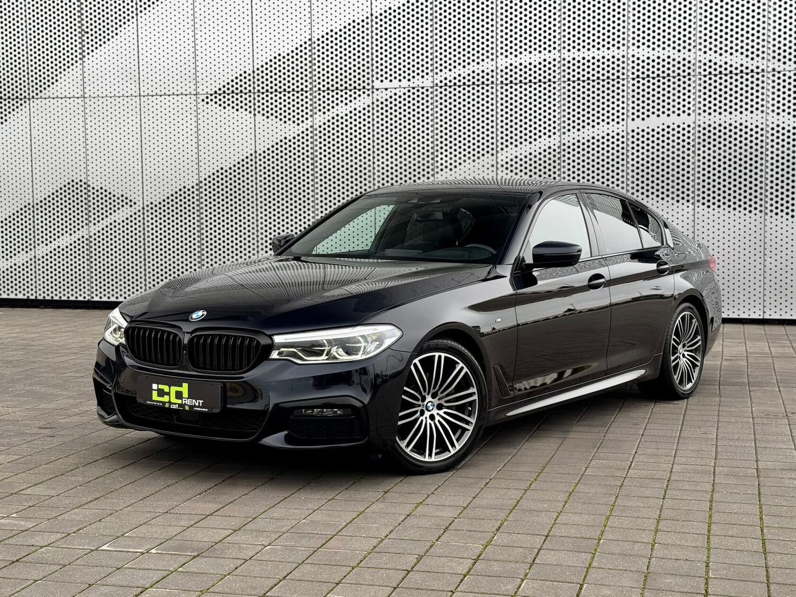 BMW 520 G30 2020 года в аренду в Минске