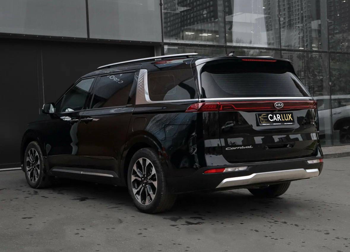 Kia Carnival IV