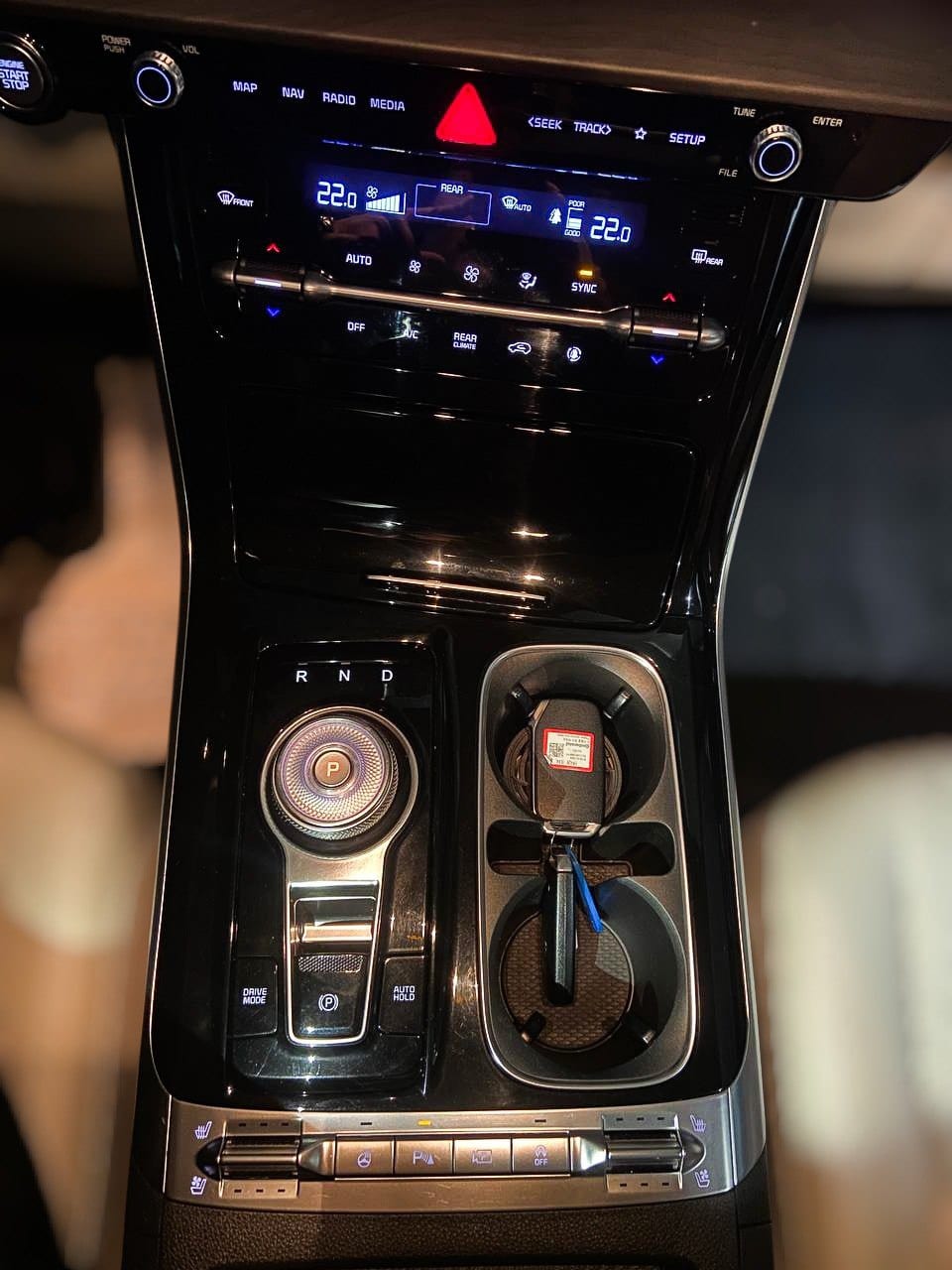 Kia Carnival IV 2022 — аренда от 320 Br/сутки