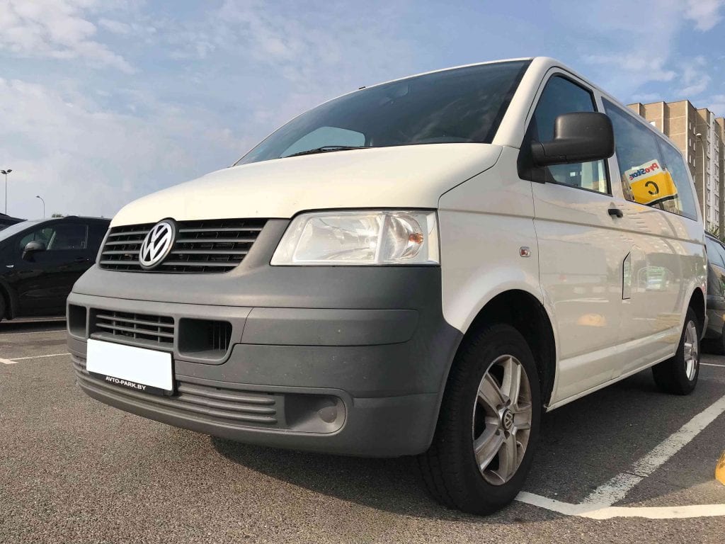 Volkswagen Transporter 8+1 в аренду в Минске