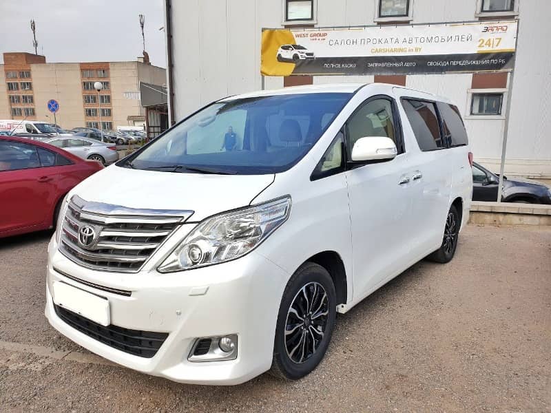 Toyota Alphard 2012 года в аренду в Минске