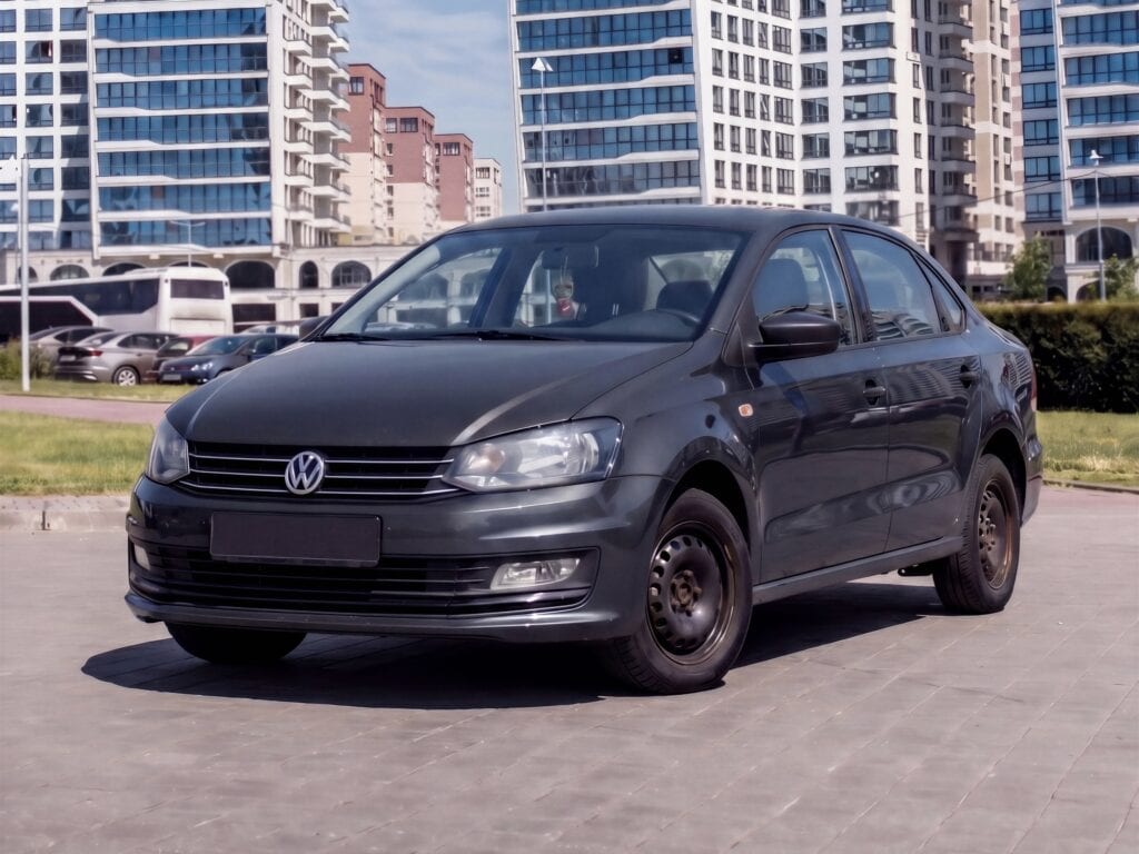 Volkswagen Polo Grey 2018 — аренда от 120 Br/сутки