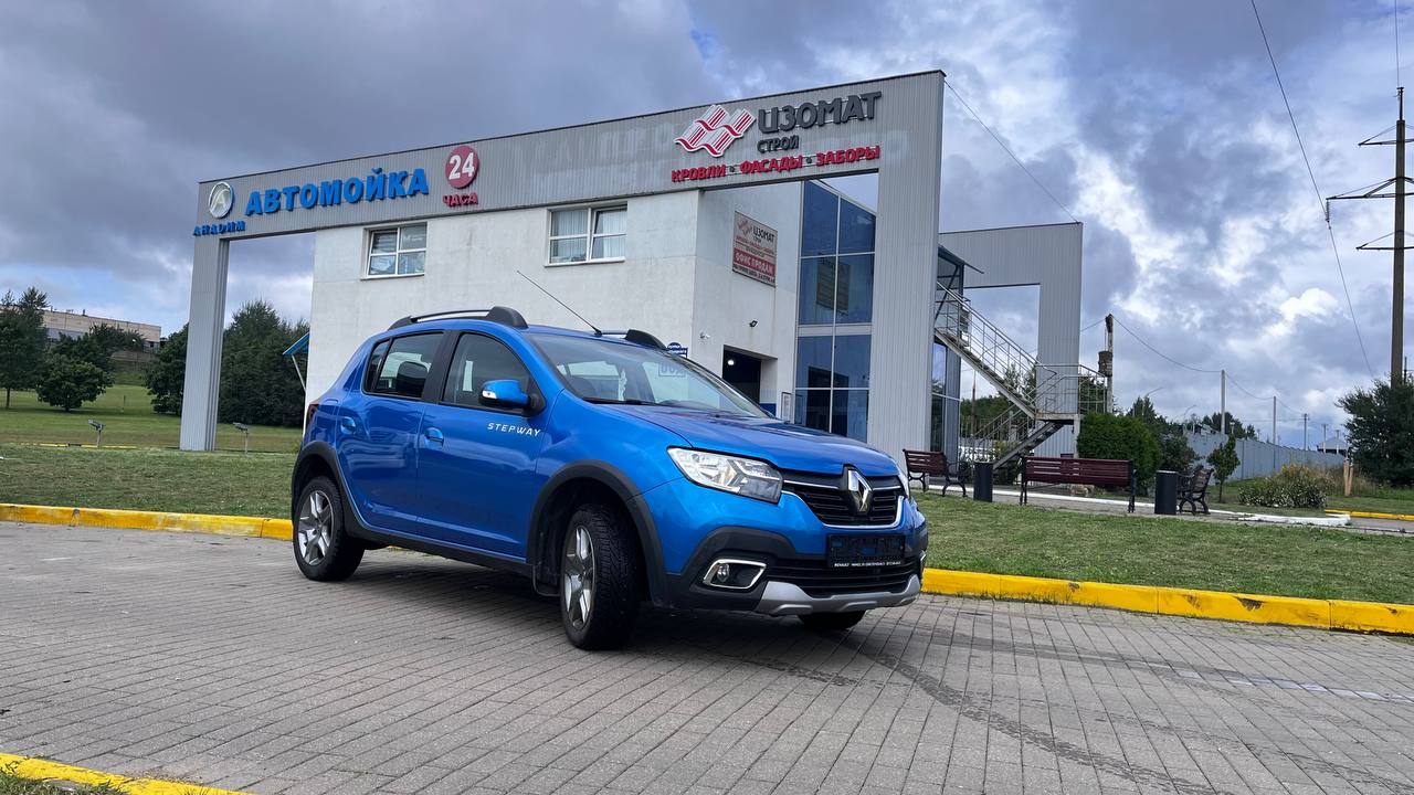Renault Sandero Stepway 2019 — аренда от 105 Br/сутки