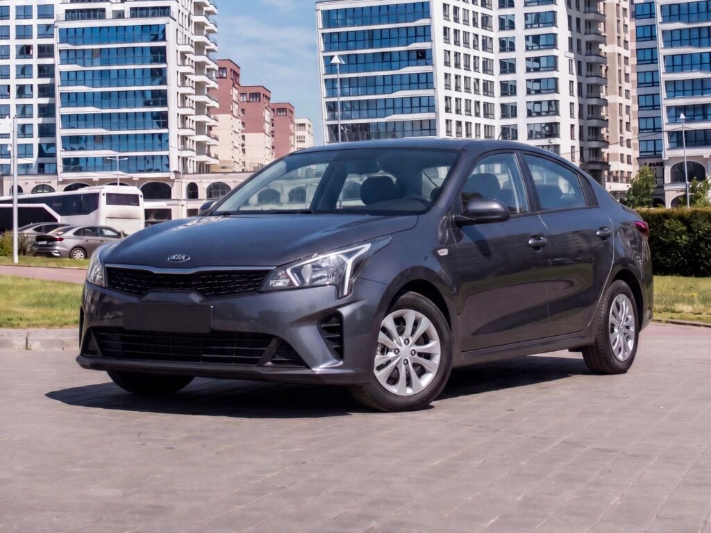 Kia Rio Grey 2022 — аренда от 140 Br/сутки