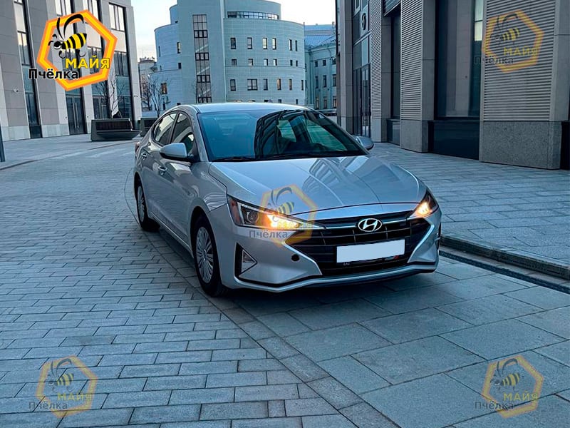 Hyundai Elantra 2019 — фото 2