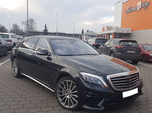 Mercedes-Benz S-Class W222