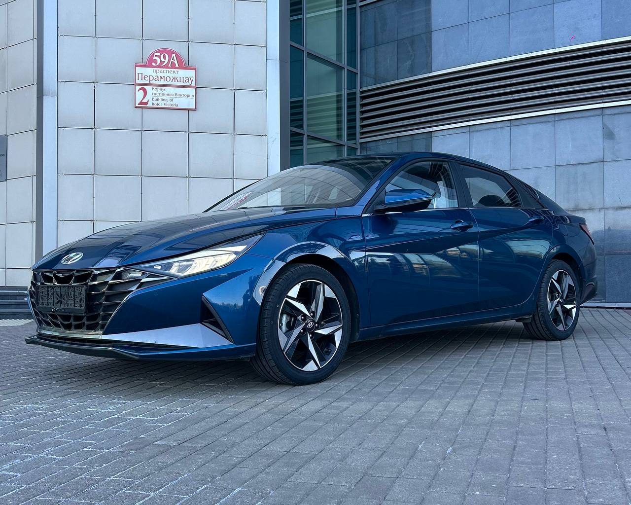 Hyundai Elantra — фото 3