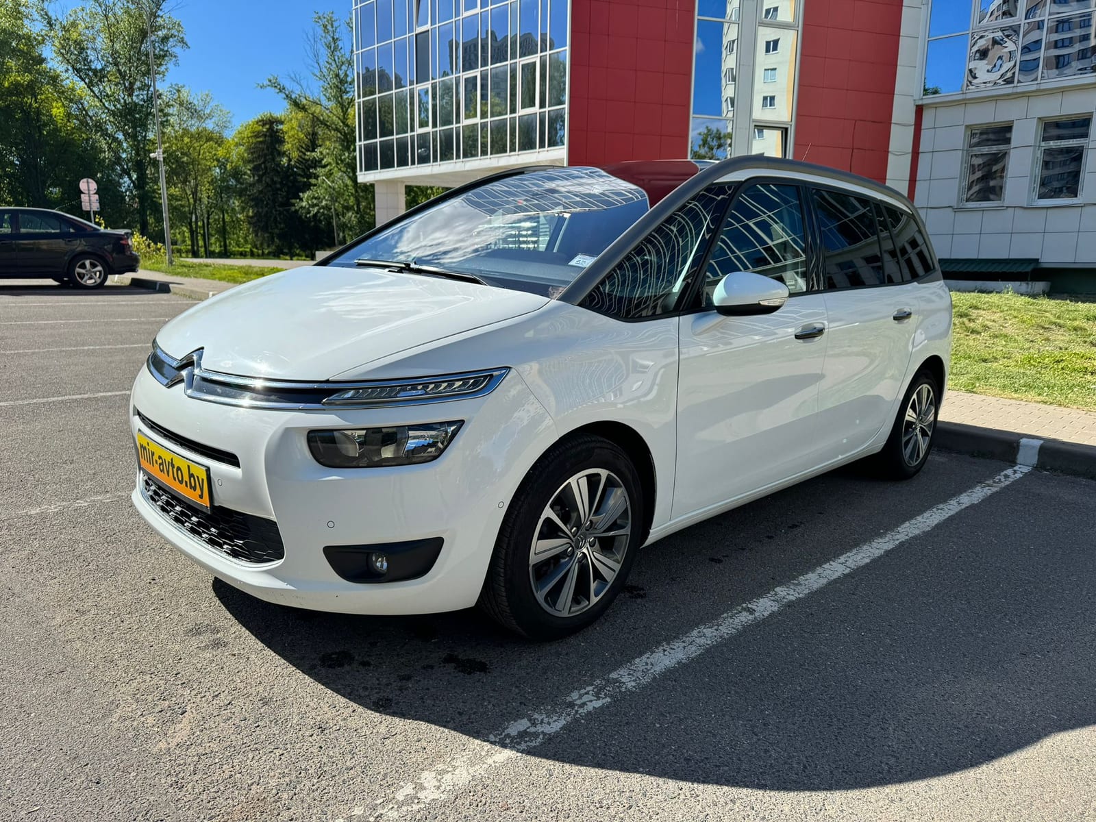 Citroen C4 Grand Picasso II в аренду в Минске