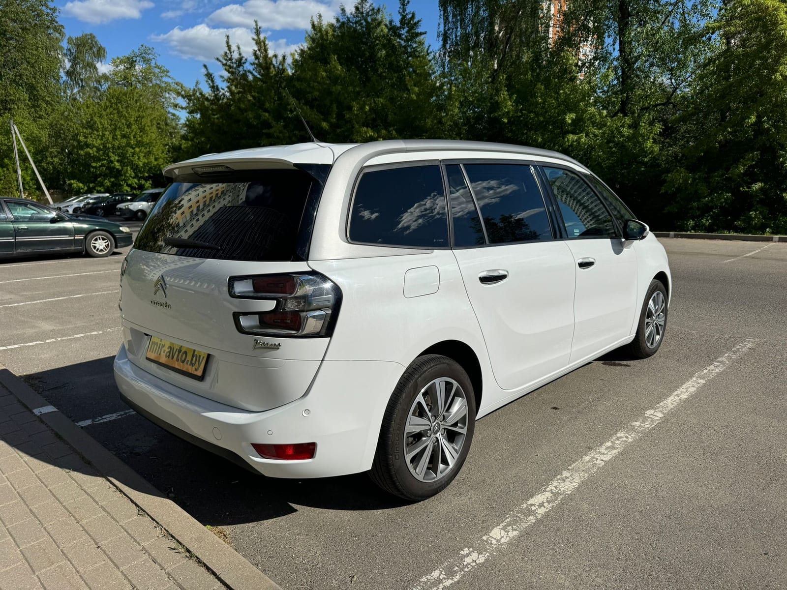 Citroen C4 Grand Picasso II в аренду в Минске