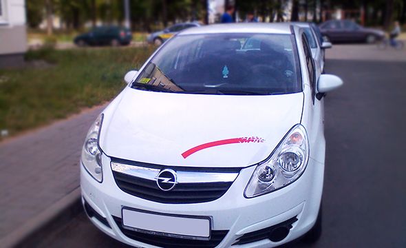 Opel Corsa 2011 — аренда от 55 Br/сутки