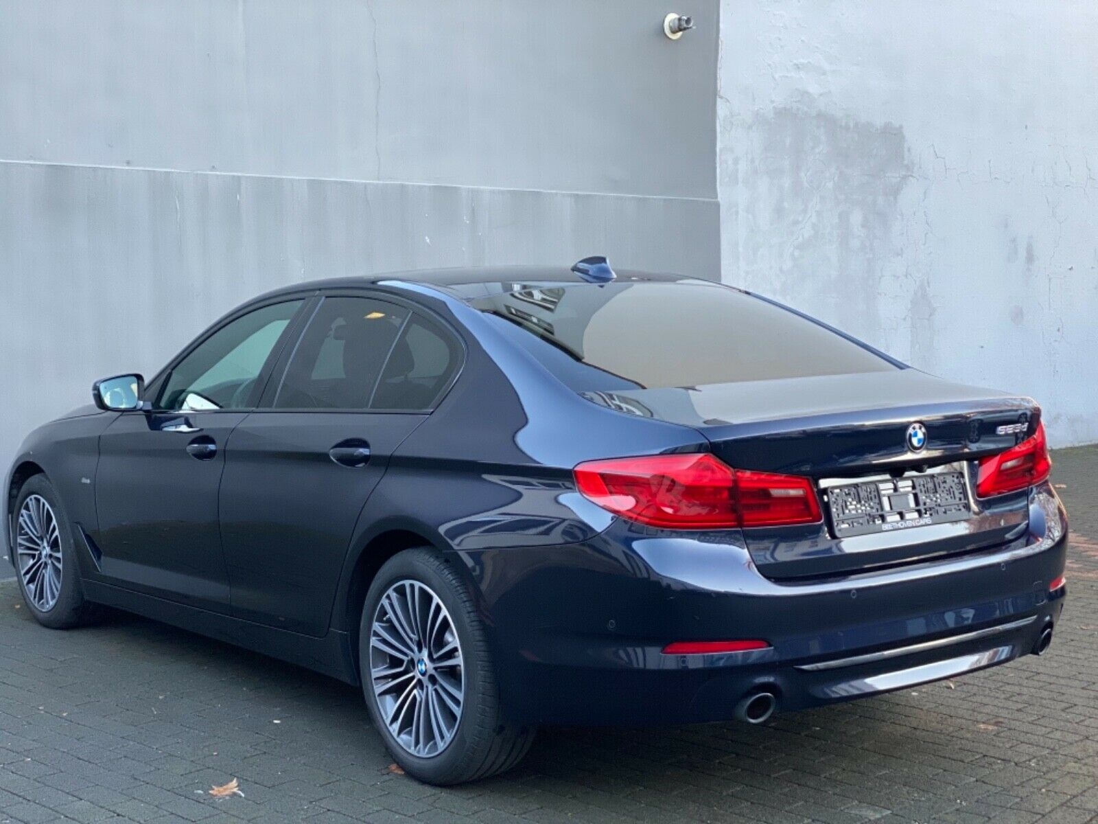 BMW 520D G30 2017 — фото 2