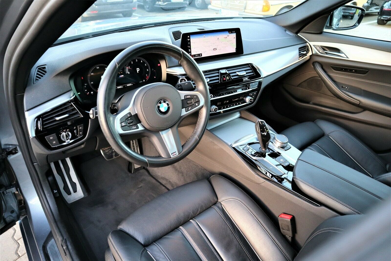 BMW 520D G30 2017 — фото 3