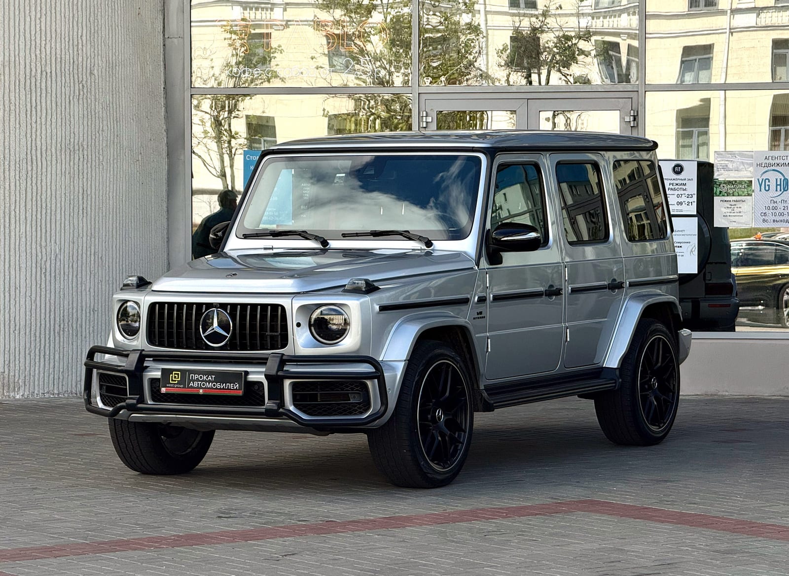 Mercedes-Benz G-class G 400 d 2023 года в аренду в Минске