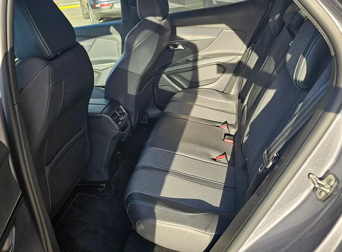 Peugeot 3008 II 2022 года в аренду в Бресте