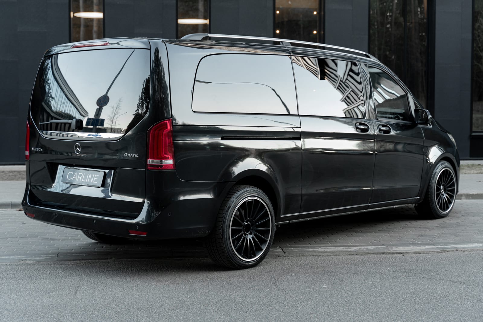 Mercedes-Benz V-Class ExtraLong 4Matic 2019 — фото 2