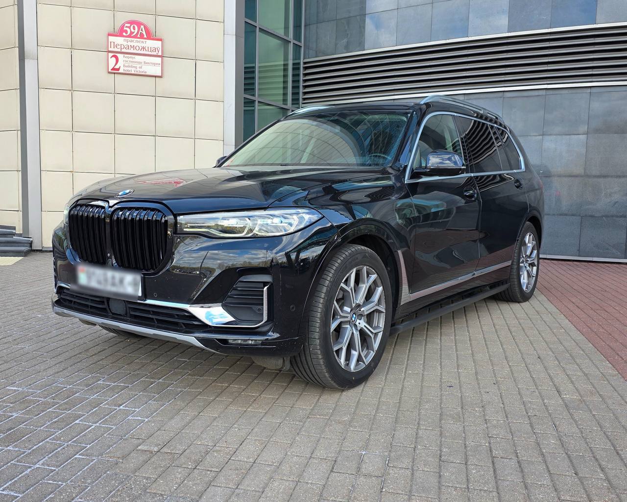 BMW X7 в аренду в Минске