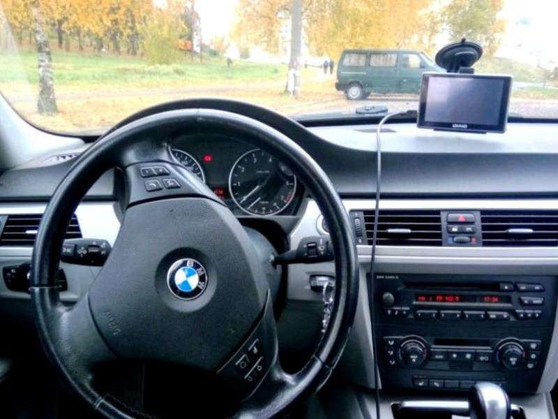 BMW 320 (E90) в аренду в Минске